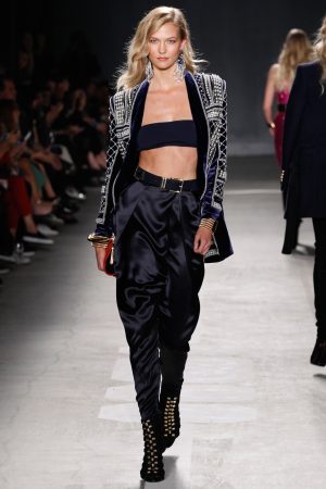 h and m balmain runway fall 2016 34 h-and-m-balmain-runway-fall-2016-34