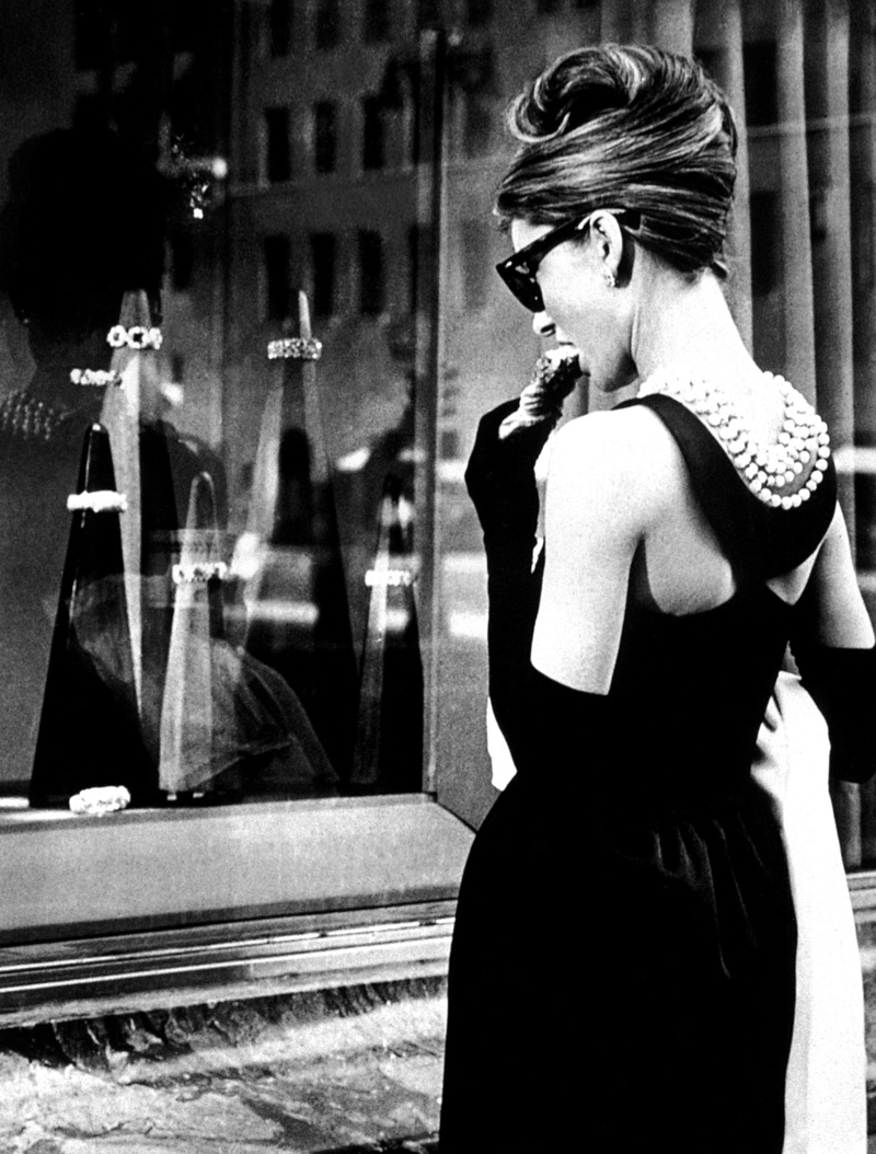 breakfast-at-tiffanys-little-black-dress-back