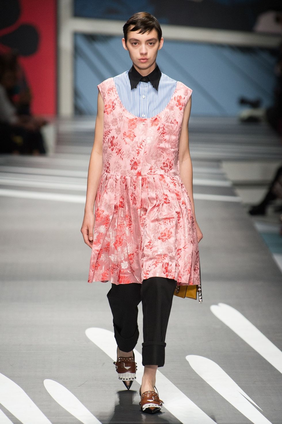 hbz nyfw ss2018 trends bold florals 08 prada rs18 2603 1509389171 hbz nyfw ss2018 trends bold florals 08 prada rs18 2603 1509389171