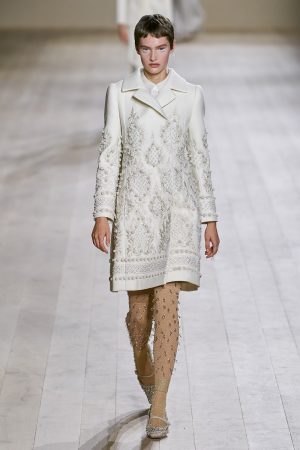 00005 Christian Dior Spring 22 Couture Paris credit Alessandro Lucioni Gorunway