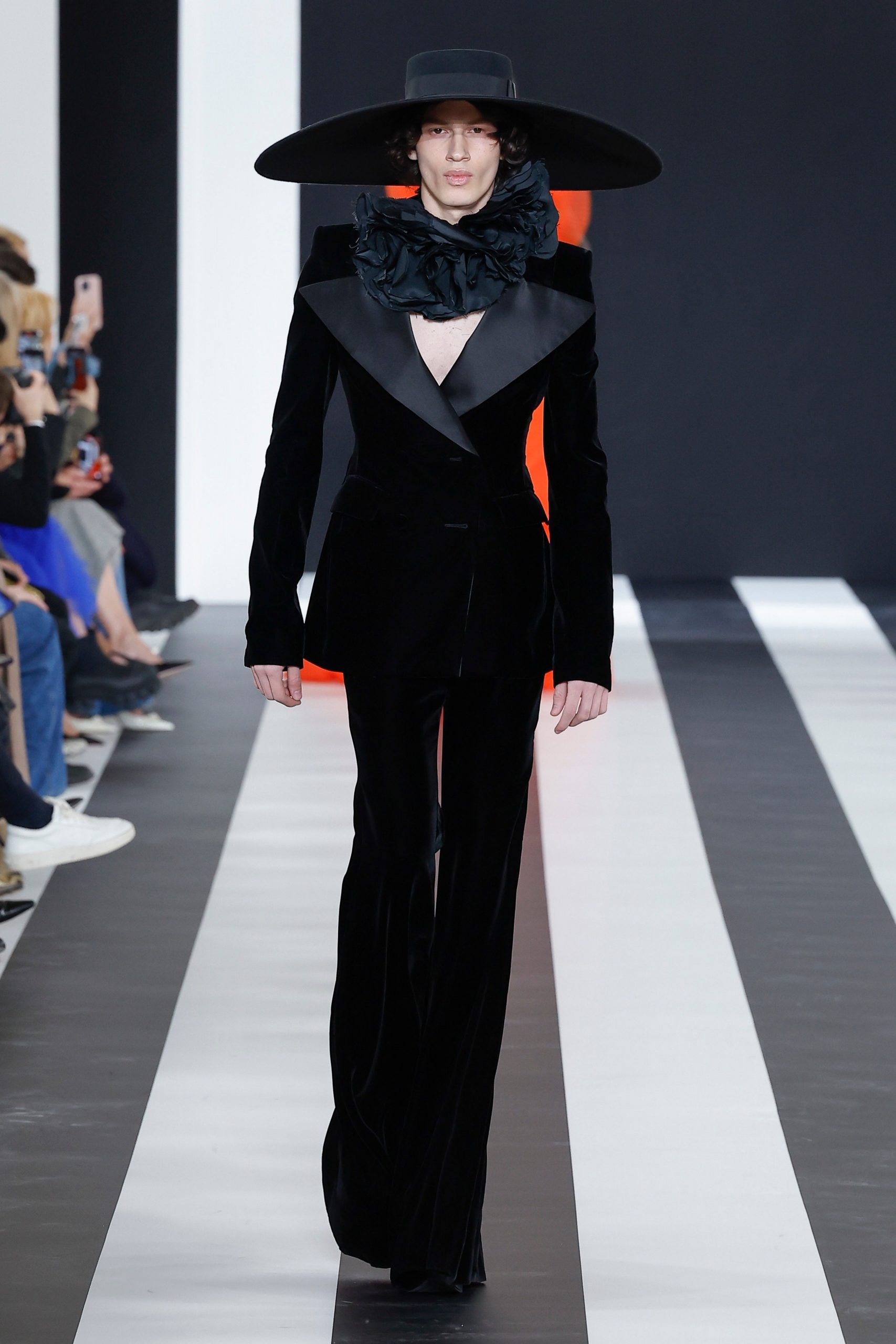 00002 nina ricci fall 2023 ready to wear credit brand scaled