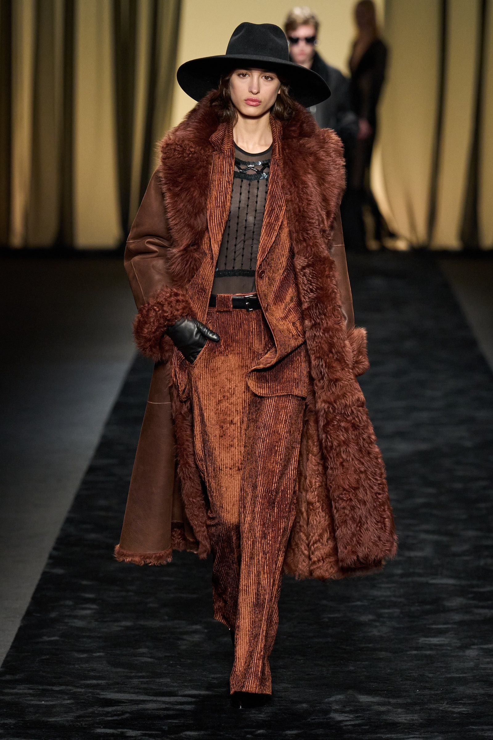00015 alberta ferretti fall 2023 ready to wear credit gorunway