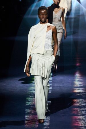 00018 fendi fall 2023 ready to wear credit gorunway