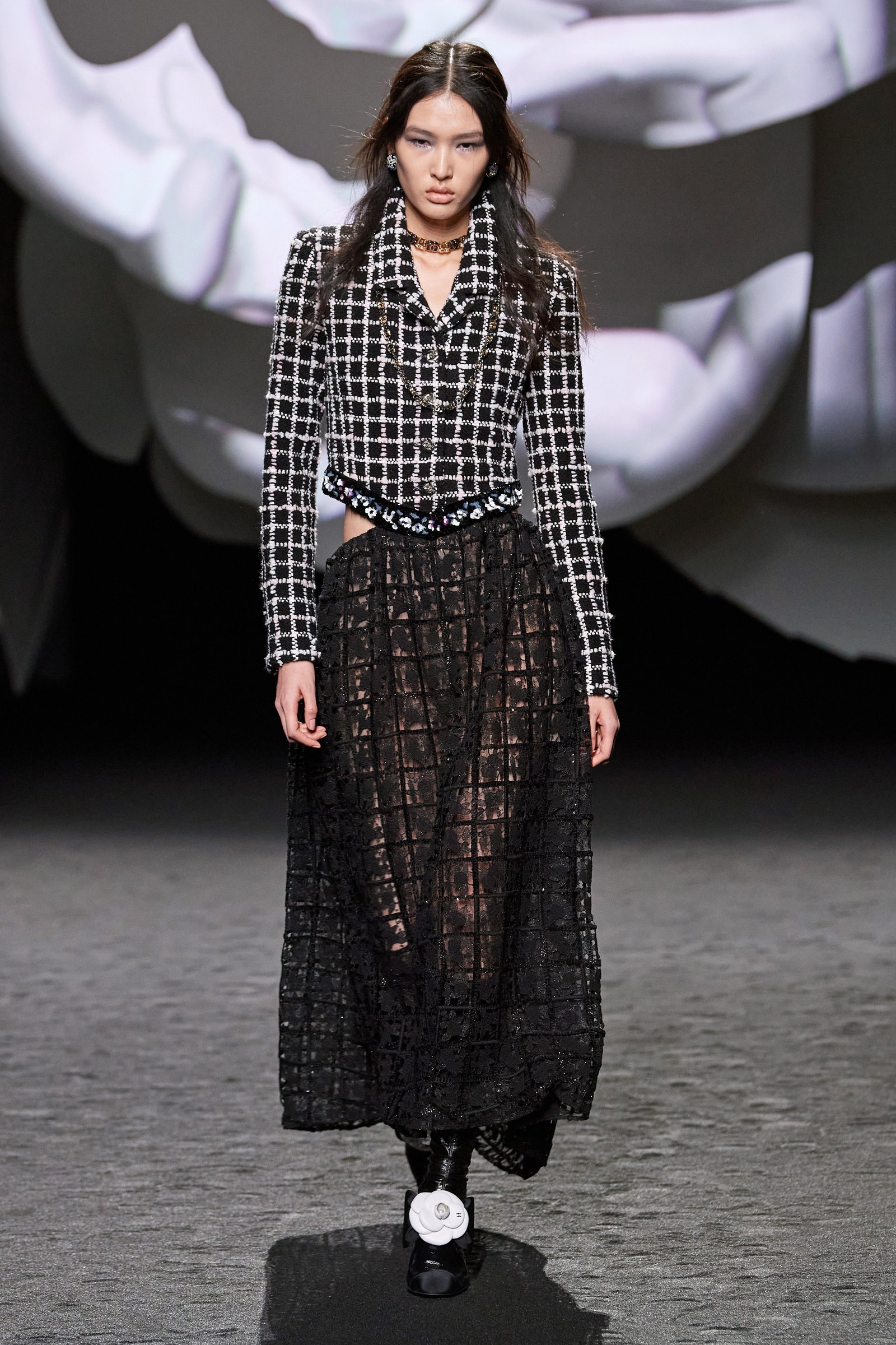 00051 chanel fall 2023 ready to wear credit gorunway